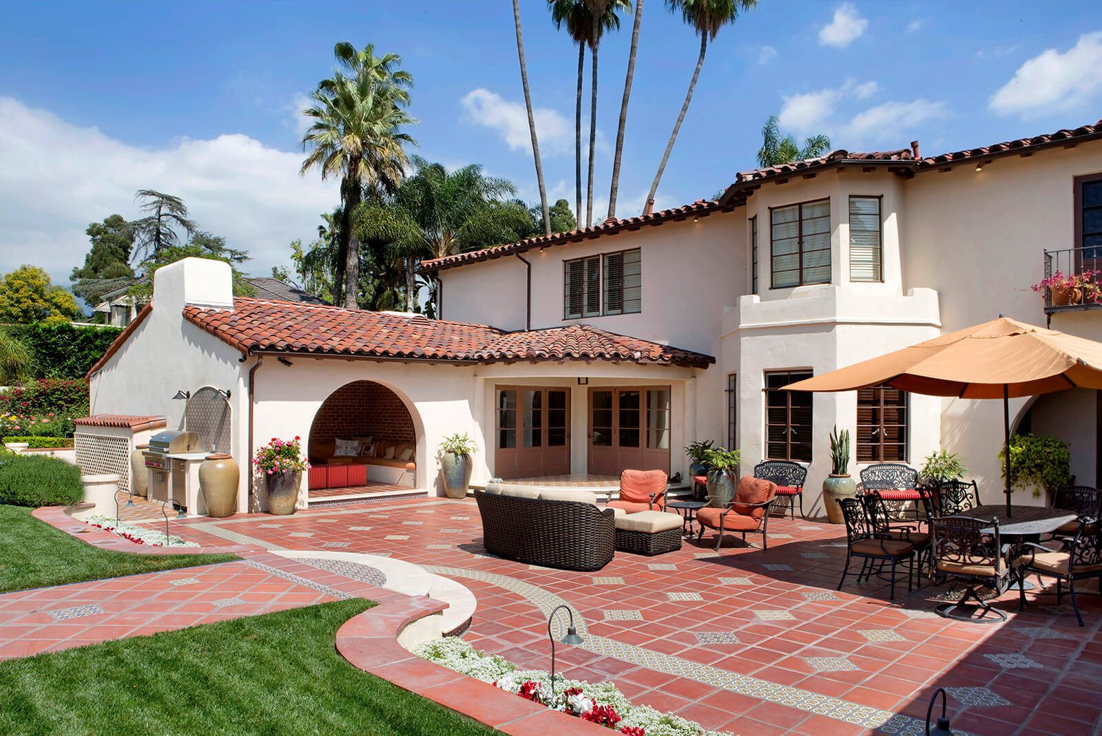 ARTO CREATES EXQUISITE, HANDCRAFTED TILES IN L.A. ARTO CREATES EXQUISITE, HANDCRAFTED TILES IN L.A.