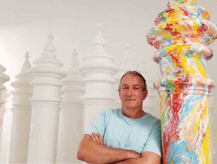 GRAHAME MENAGE SHARES TIMELESS CRAFT OF MURAL PAINTING