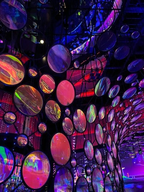 DUBAI EXPO INTERIOR MIRRORS